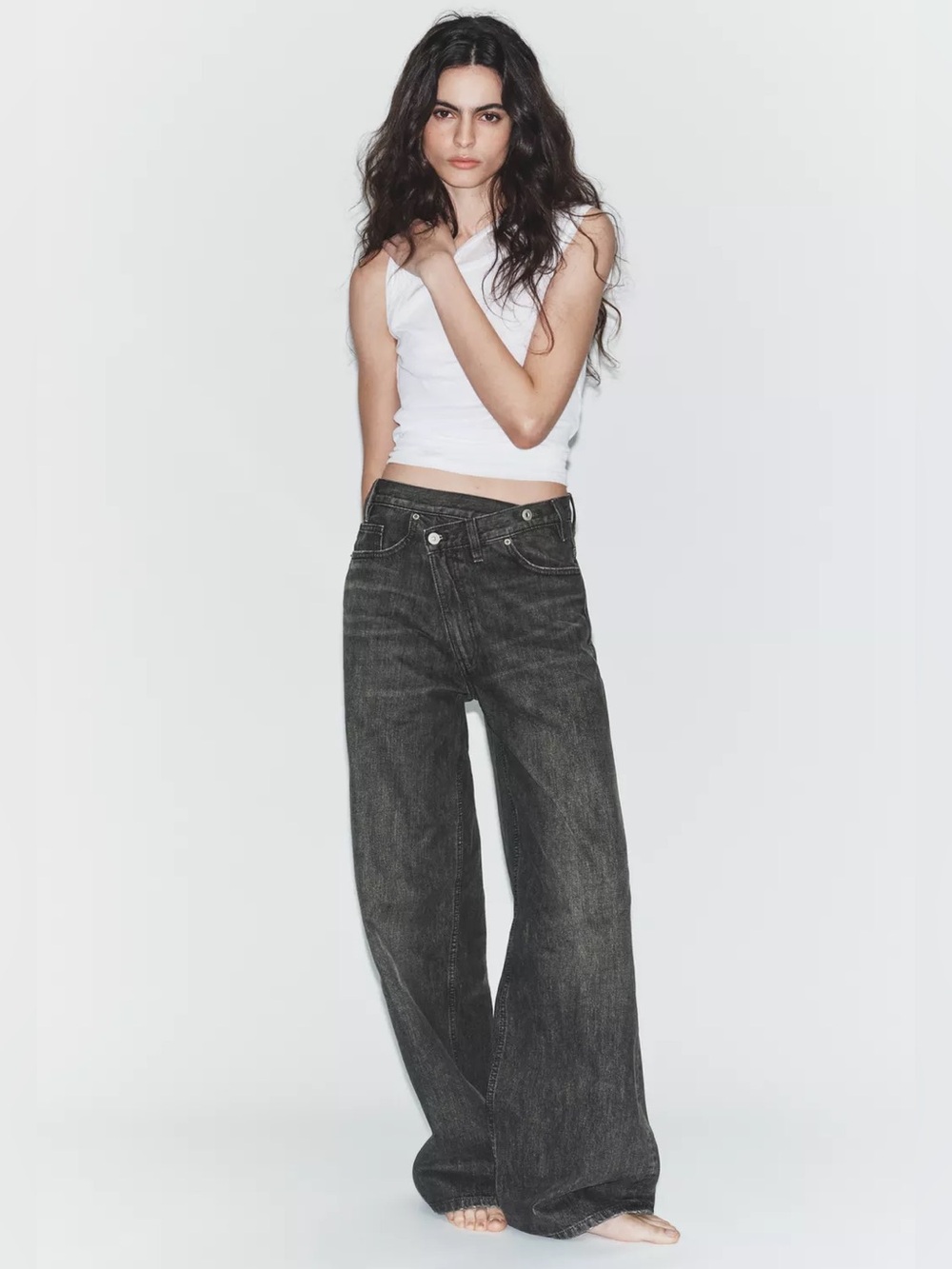 Zara Crossed Waist Wide Leg Black Denim Jeans NWT - Size 4